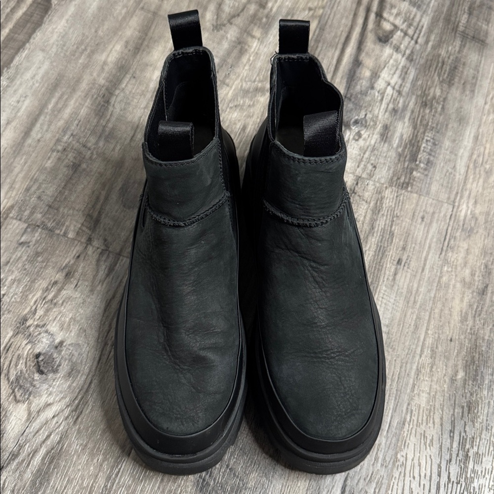 UGG Women's Brisbane Black Platform Chelsea Boots Cabincore Winter Whimsigoth 10 - Picture 3 of 10